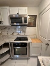 Building Photo - 7606 Embassy Blvd