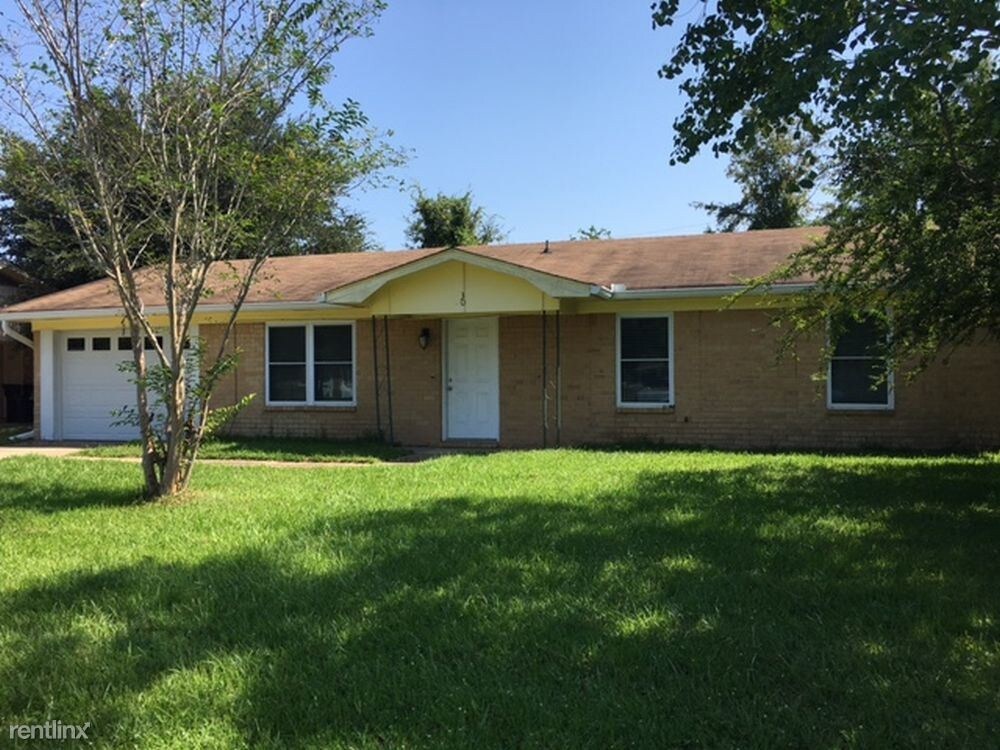 Primary Photo - 3 br, 1.5 bath House - 30 Brittany Ct