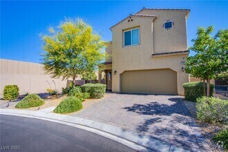 Building Photo - 3009 Collodi Ct
