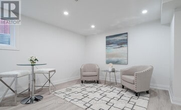 Building Photo - 106 Woodpark Pl