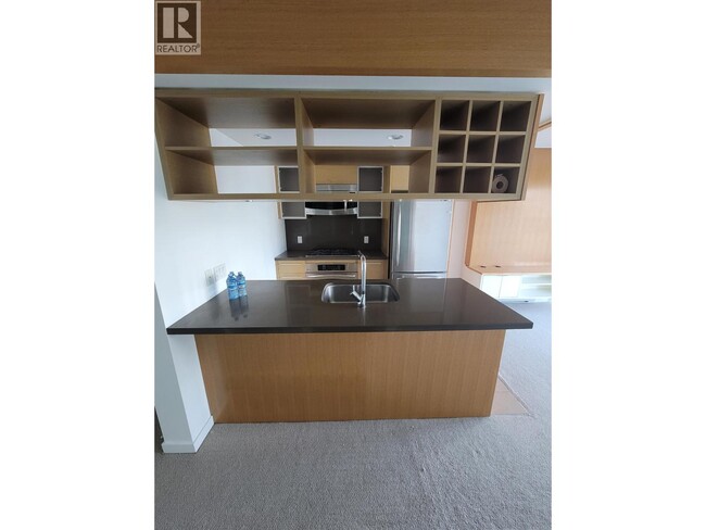 Building Photo - 833 Seymour St