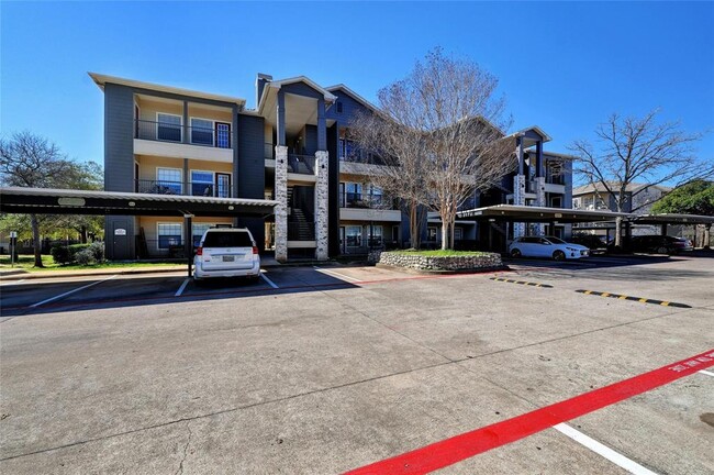Foto del edificio - 2320 Gracy Farms Ln