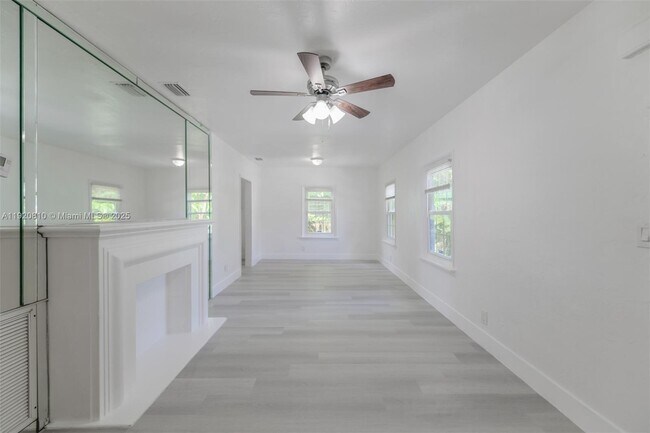 Foto del edificio - 1250 NW 43rd St