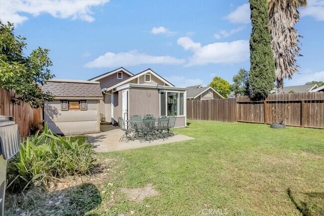 Building Photo - 3 bedroom home for rent