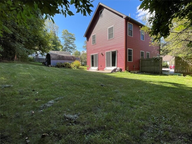 Building Photo - 214 Nelson Rd