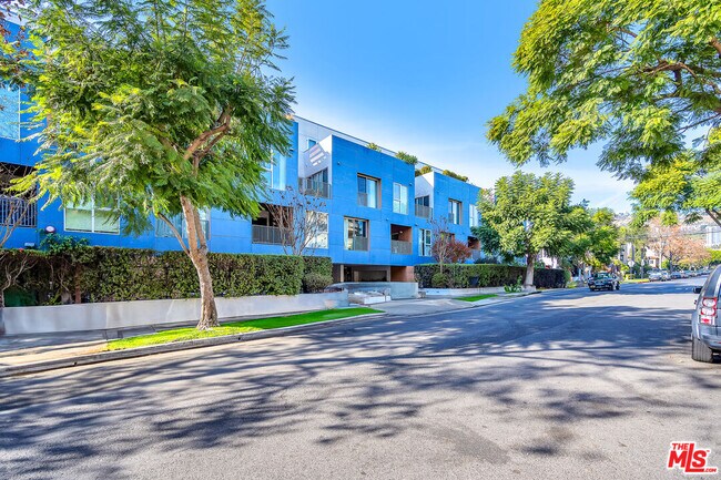 Foto del edificio - 855 Croft Ave