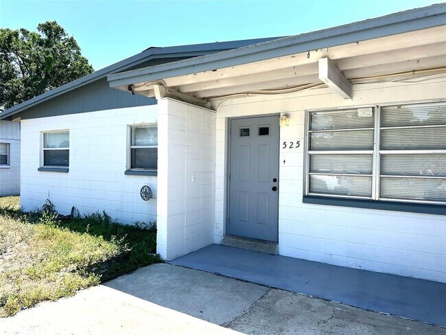 Building Photo - 525 Clearfield Rd