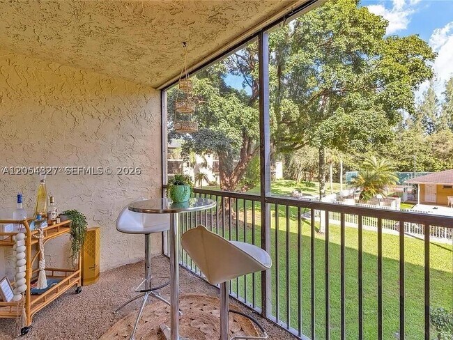 Foto del edificio - 5090 SW 64th Ave