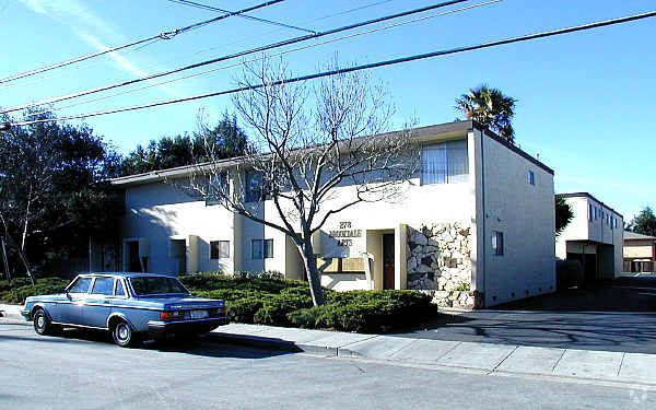 Building Photo - Brookdale Apartments