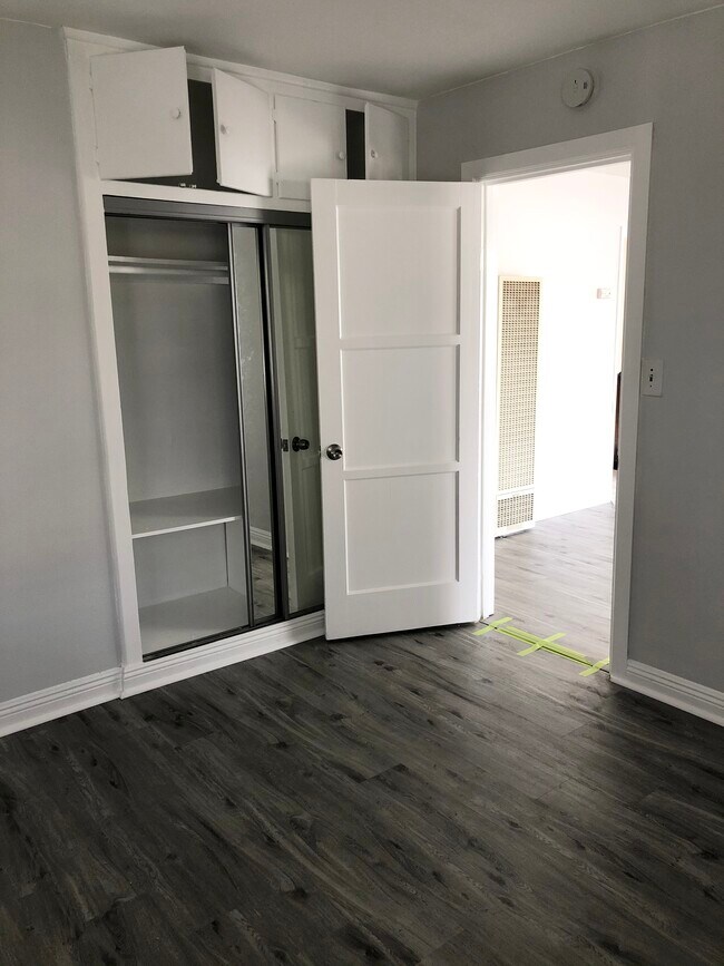 Foto del edificio - 4512 W 161st St