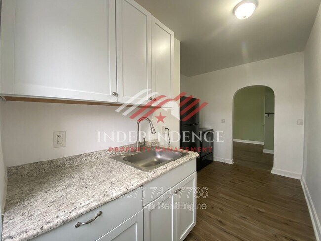 Foto del edificio - 408 N Wayne St