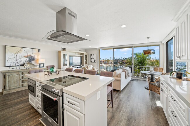 Building Photo - 383 Bay Shore Ave