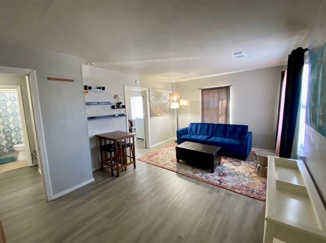 Foto del edificio - 5631 Arlington Park Dr