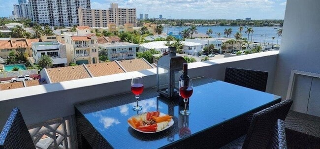 Photo - 320 S Surf Rd Apartment