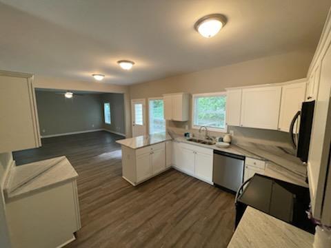 Foto del edificio - 604 Creekside Ct