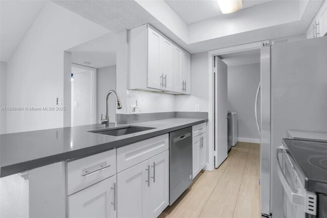 Photo - 5780 Rock Island Rd Apartment