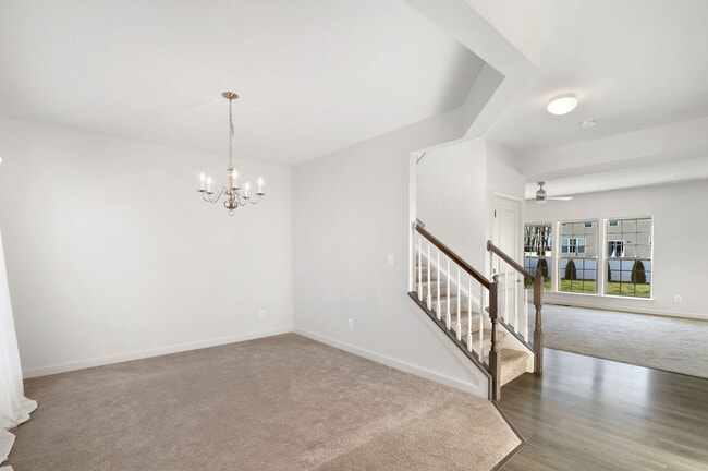 Building Photo - 30 Jeanette Ct