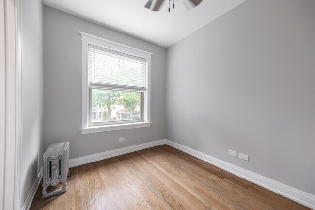 Foto del edificio - 5452 N Paulina St
