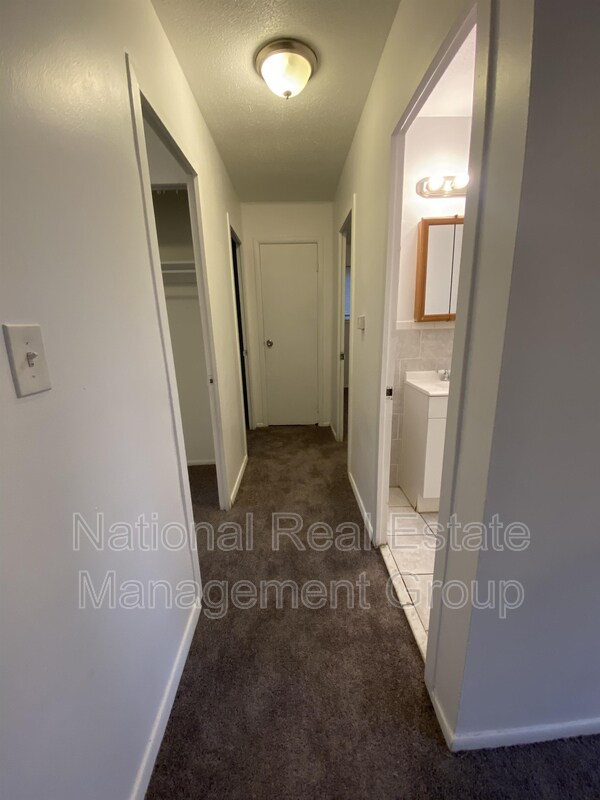 Foto principal - 9116 Sussex St