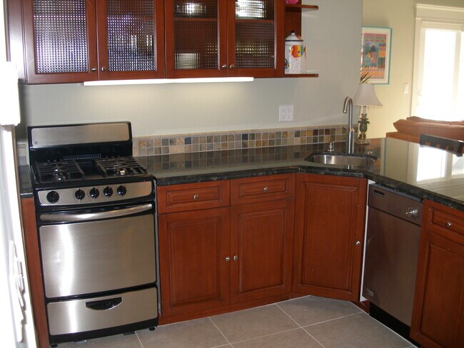 Gas SS Appliances - 34 17th St