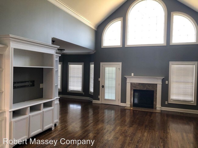 Foto del edificio - 326 Heritage Hill Pkwy