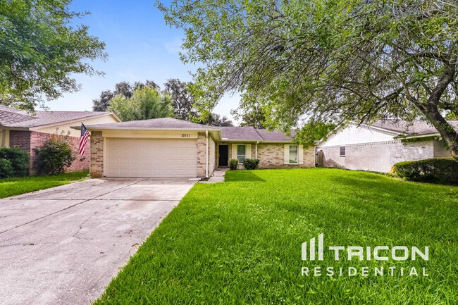 Building Photo - 10111 Enchanted Stone Dr