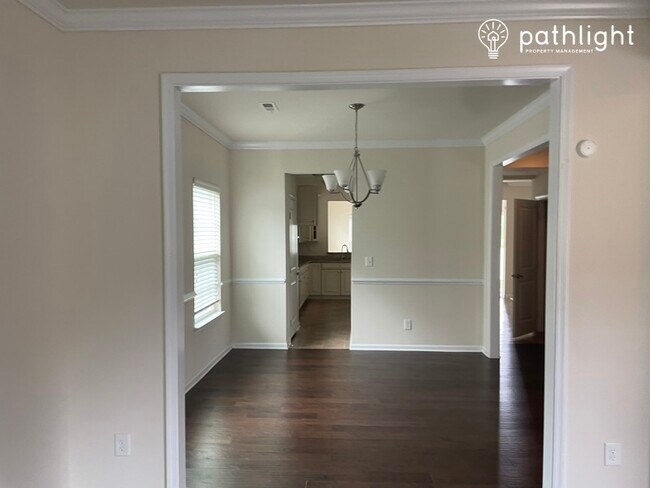 Building Photo - 4449 Roundwood Ct