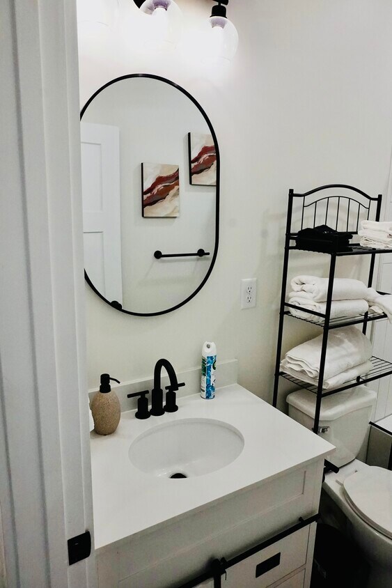 Foto principal - 1131 Garfield St