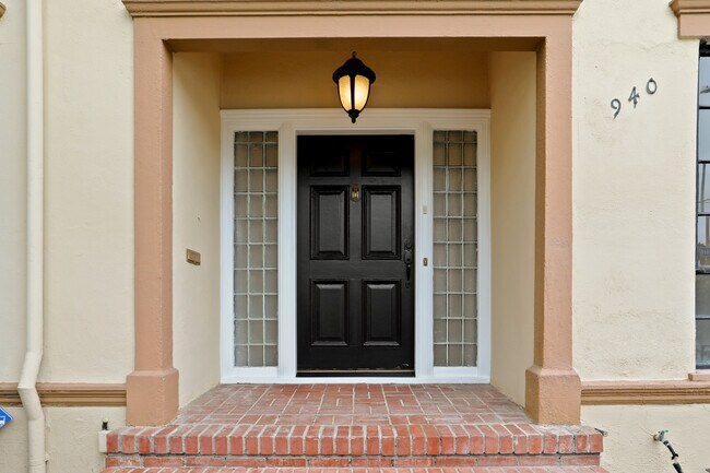 Foto del edificio - 940 S Bedford St