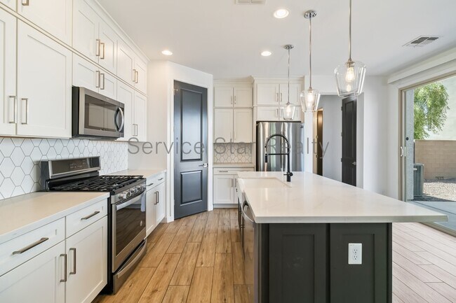Foto del edificio - 25312 N 20th Ave