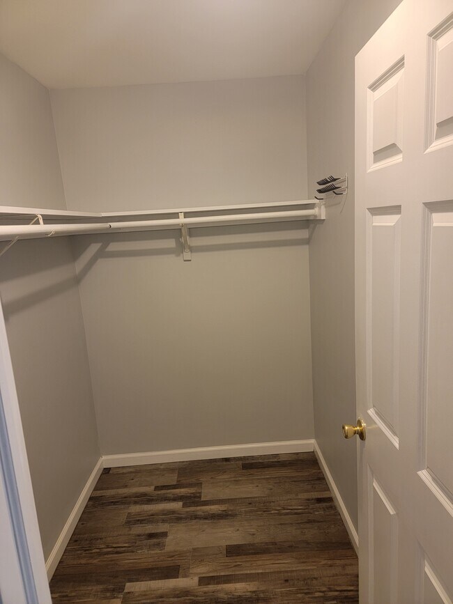 Foto del edificio - 258 E 17th St