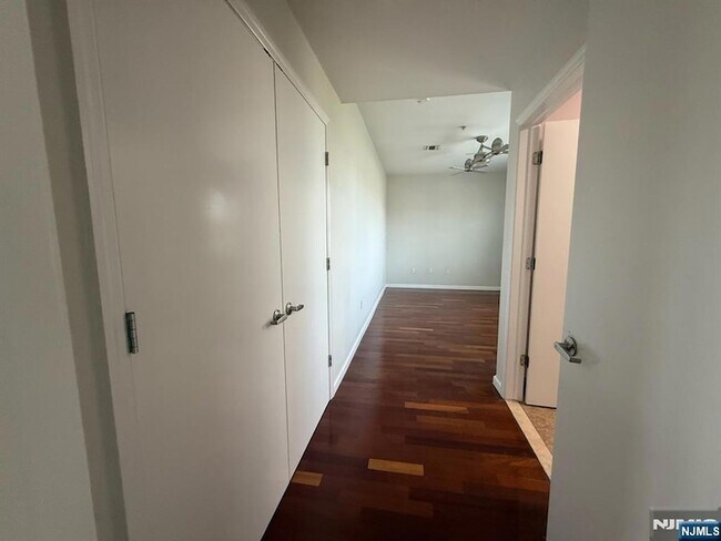 Foto del edificio - 515 30th St