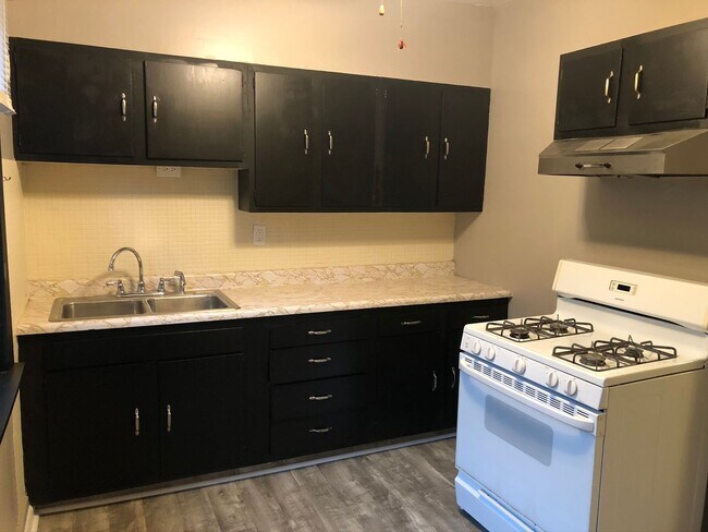 Foto del edificio - 3863 Brighton Rd