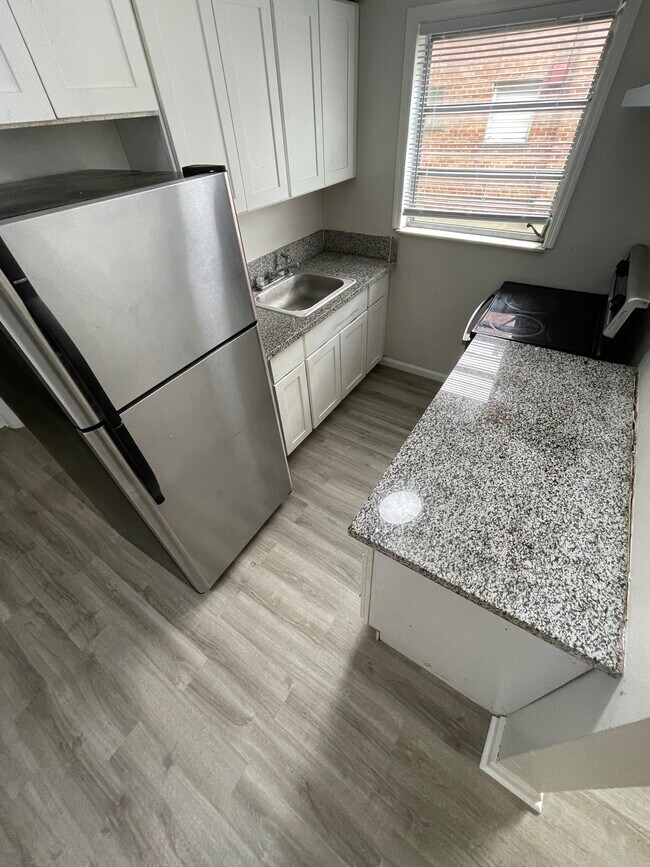Kitchen - 780 Wells St