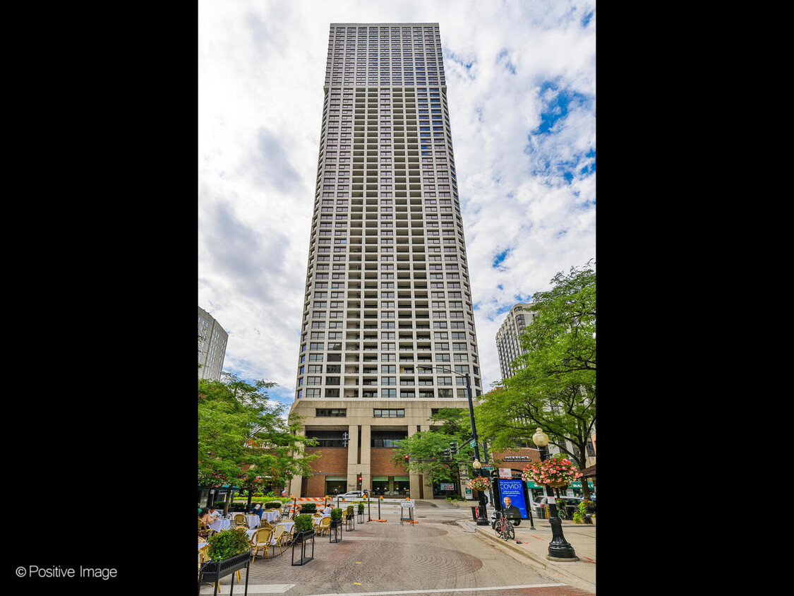 Primary Photo - 1030 N State St