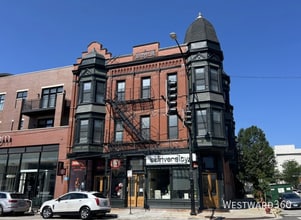 Building Photo - 1538 N Halsted St