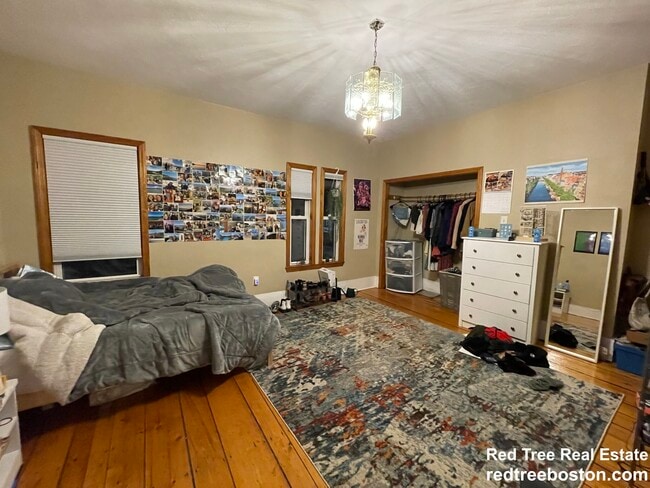 Photo - 9 Sewall St House