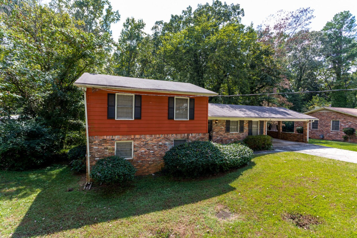 Foto principal - 2132 Belvedere Avenue