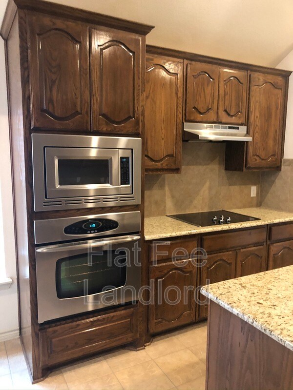 Building Photo - 7231 Denver City Dr