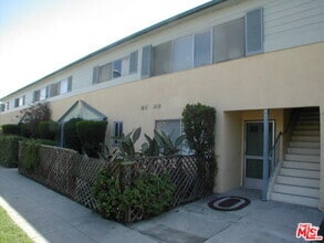 Building Photo - 3603 Mentone Ave