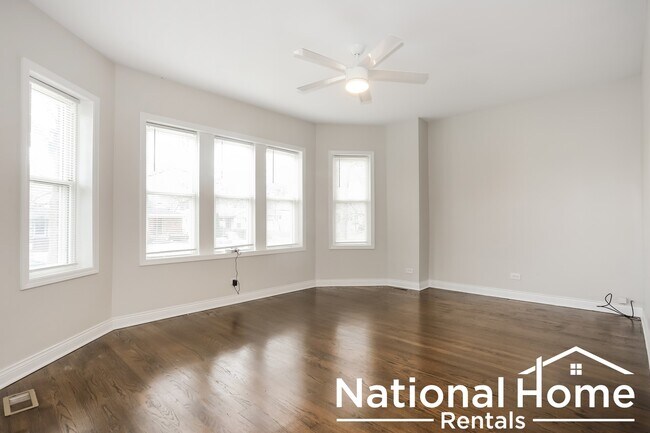 Building Photo - 1704 W 101st St