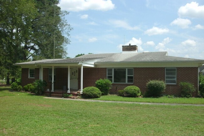 Building Photo - 10038 NC-97