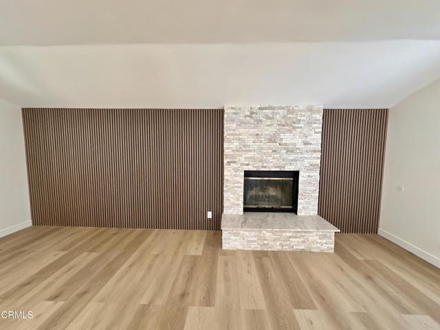 Foto del edificio - 17449 Keswick St