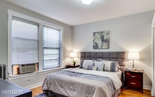 Foto del edificio - 2 br, 1 bath Condo - 2959 N Halsted St