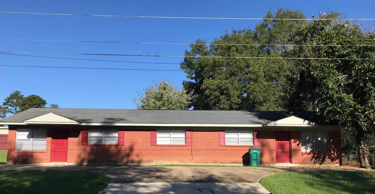 5765 Marion Dr, Marion, MS 39342 Apartments in Marion, MS
