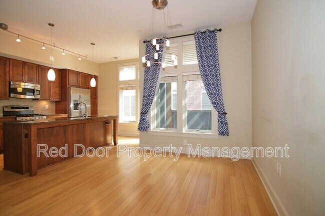 Foto del edificio - 222 N East St