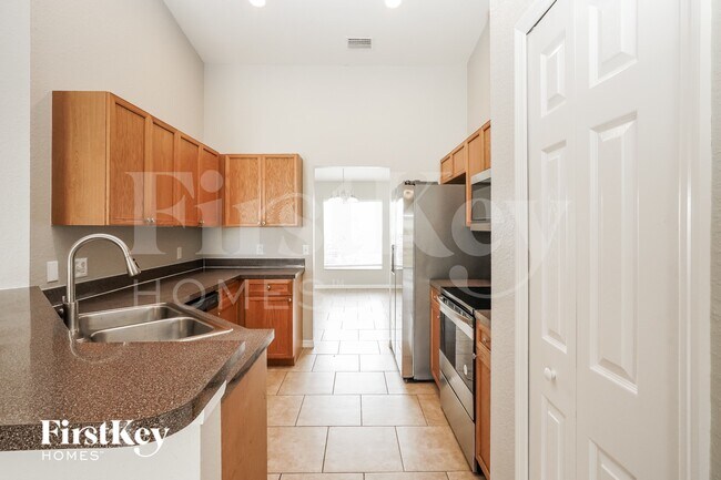 Building Photo - 211 Grouper Ct