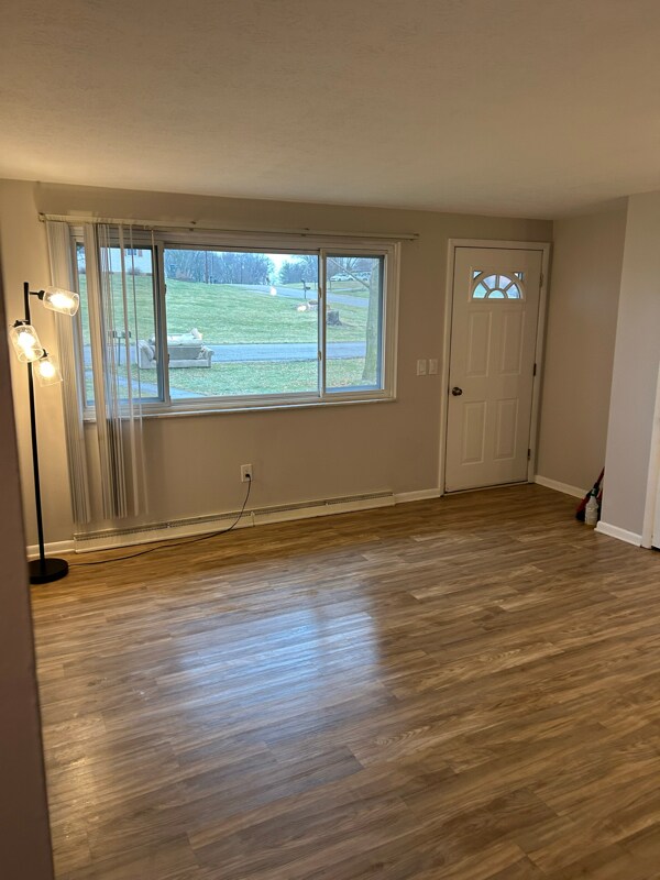 Foto del edificio - 12632 Lakeridge St NW