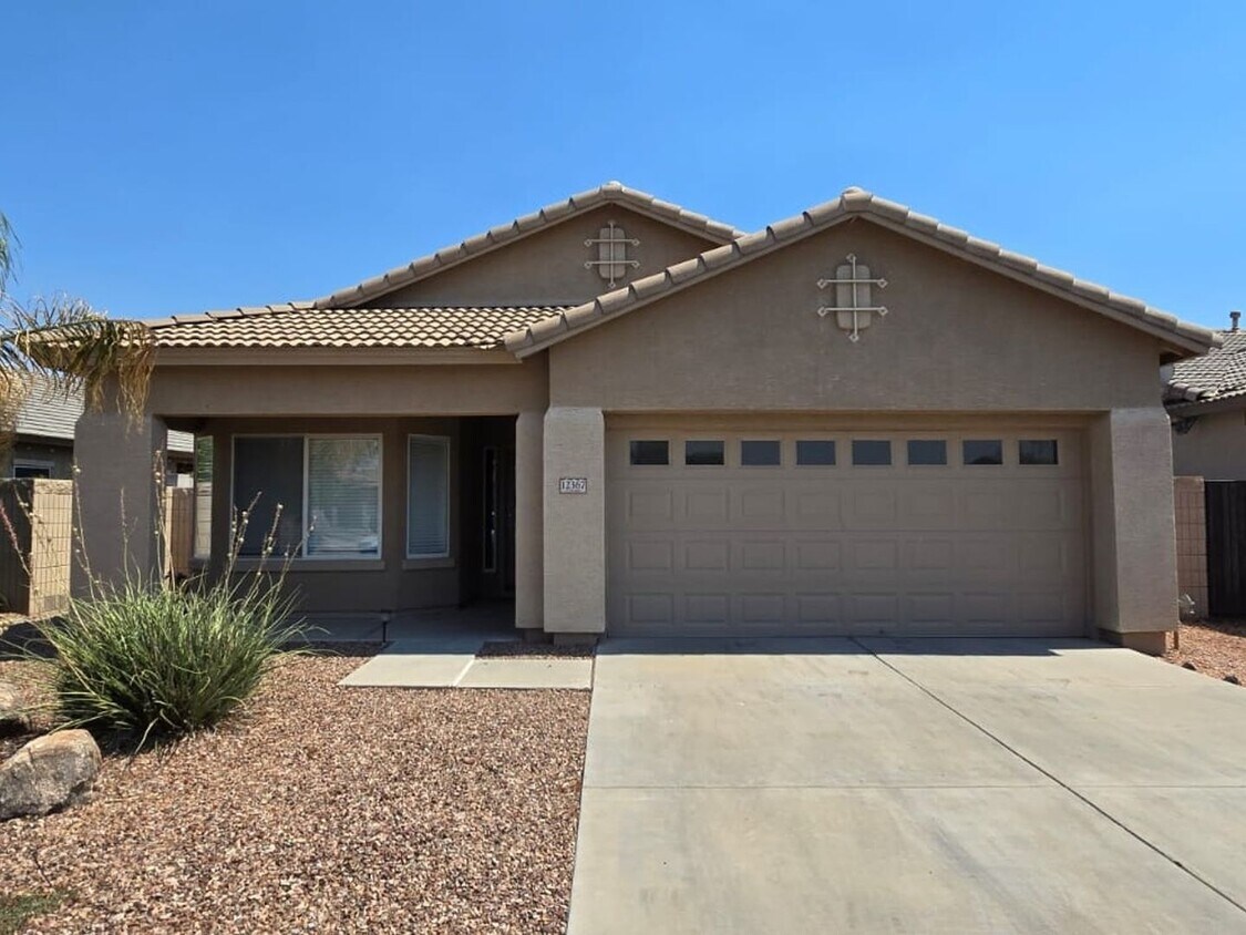 Primary Photo - 3 Bedroom Single Family Home in Avondale