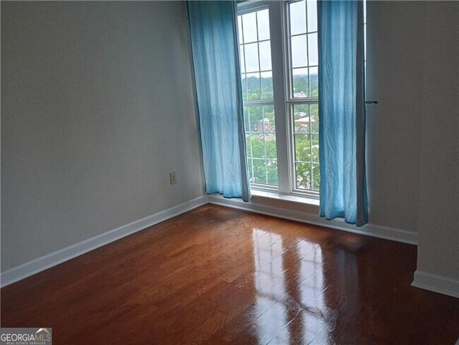 Foto del edificio - 195 14th St NW